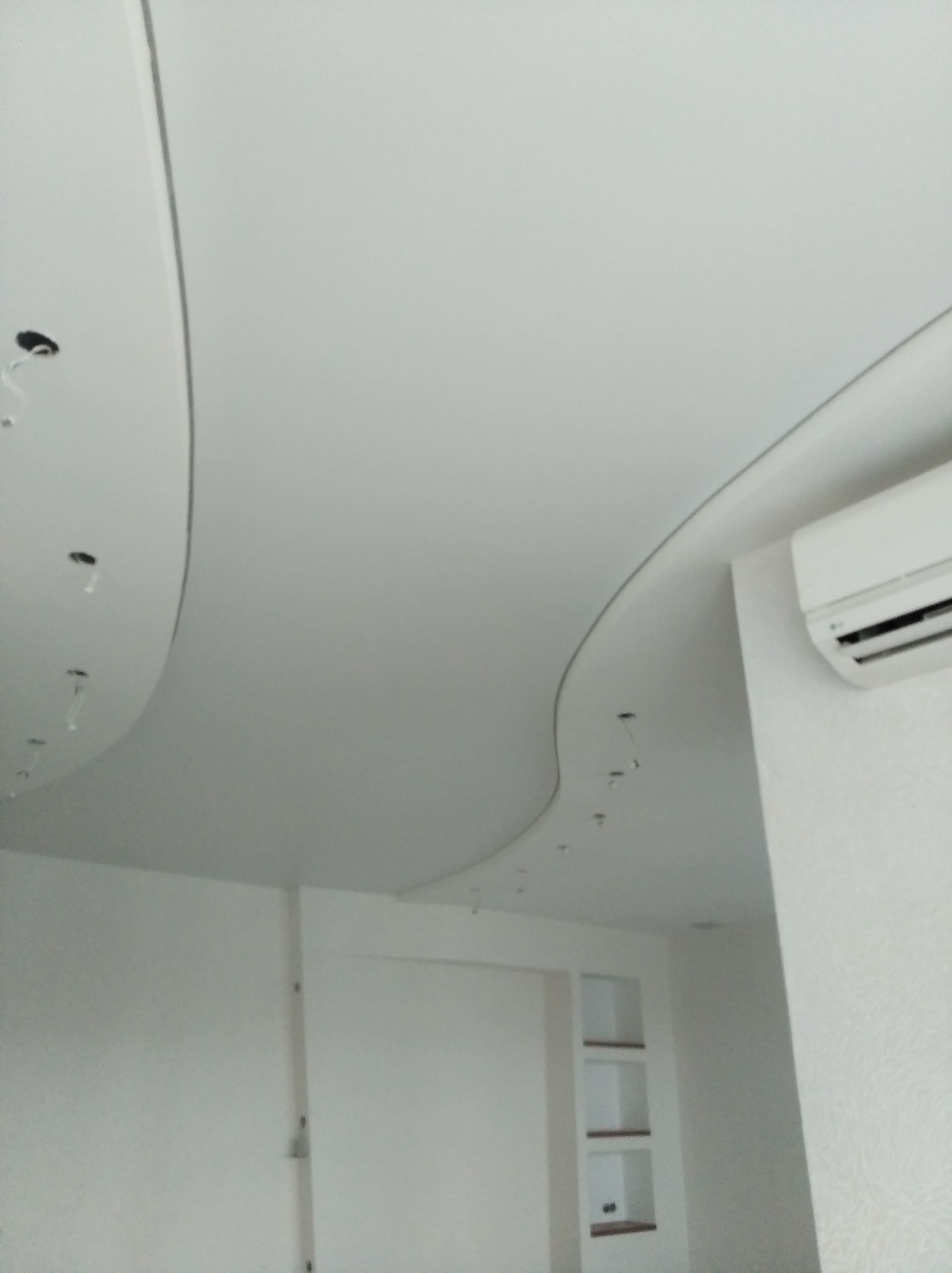 Потолок ГКЛ + натяжной